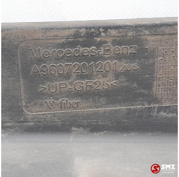 Mercedes-Benz Occ deurverlenging rechts Mercedes - Vrata i delovi za Kamion: slika 3 Mercedes-Benz Occ deurverlenging rechts Mercedes - Vrata i delovi za Kamion: slika 3