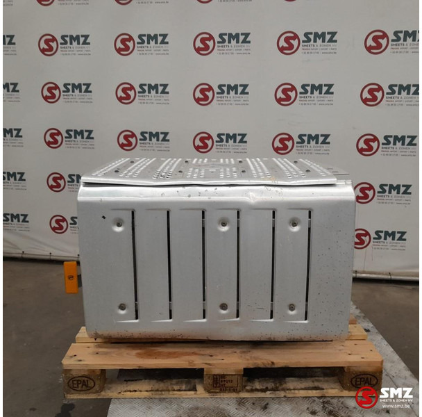 Mercedes-Benz Occ katalysator Euro 6 Mercedes - Katalizator za Kamion: slika 1 Mercedes-Benz Occ katalysator Euro 6 Mercedes - Katalizator za Kamion: slika 1