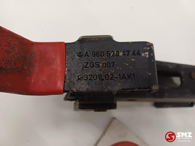 Mercedes-Benz Occ side-skirtsteun Mercedes - Ram/ Šasija za Kamion: slika 4 Mercedes-Benz Occ side-skirtsteun Mercedes - Ram/ Šasija za Kamion: slika 4