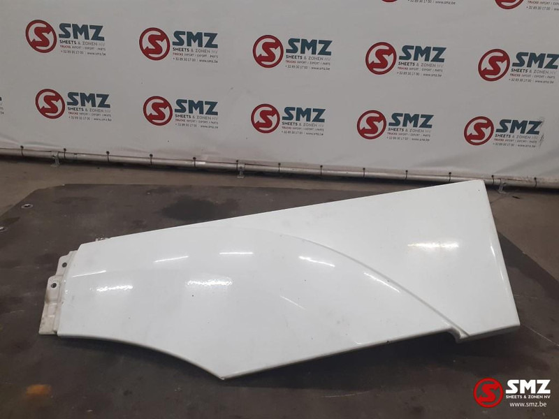 Mercedes-Benz Occ spatbordverlenging links Mercedes Actros MP4 - Karoserija i eksterijer za Kamion: slika 1 Mercedes-Benz Occ spatbordverlenging links Mercedes Actros MP4 - Karoserija i eksterijer za Kamion: slika 1