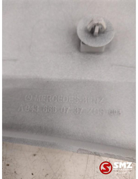 Mercedes-Benz Spatbordvoering mercedes actros mp2/3 a9436660737 - Karoserija i eksterijer za Kamion: slika 4 Mercedes-Benz Spatbordvoering mercedes actros mp2/3 a9436660737 - Karoserija i eksterijer za Kamion: slika 4