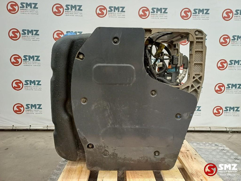 Renault Occ AdBluetank + AdBluepomp Renault - Sistem goriva za Kamion: slika 3 Renault Occ AdBluetank + AdBluepomp Renault - Sistem goriva za Kamion: slika 3