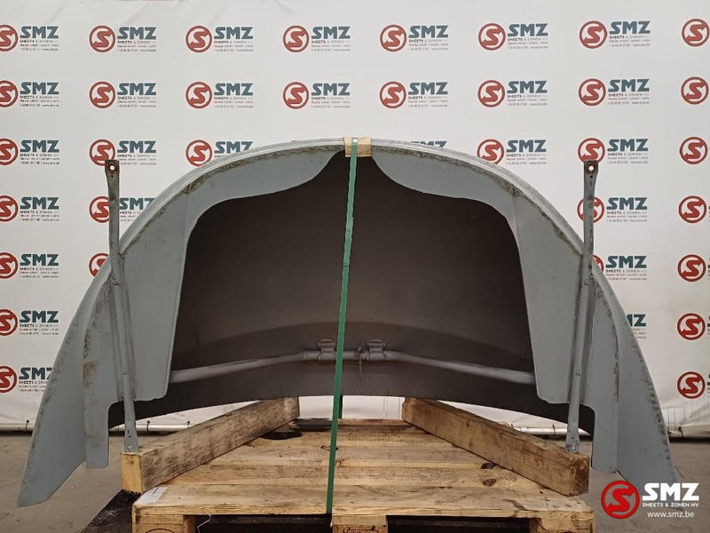 Renault Occ dakspoiler Renault - Aerodinamika/ Spojler za Kamion: slika 2 Renault Occ dakspoiler Renault - Aerodinamika/ Spojler za Kamion: slika 2