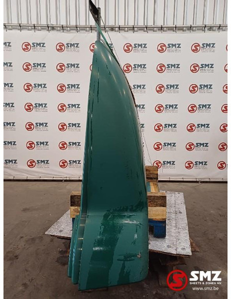 Renault Occ dakspoiler Renault - Aerodinamika/ Spojler za Kamion: slika 3 Renault Occ dakspoiler Renault - Aerodinamika/ Spojler za Kamion: slika 3