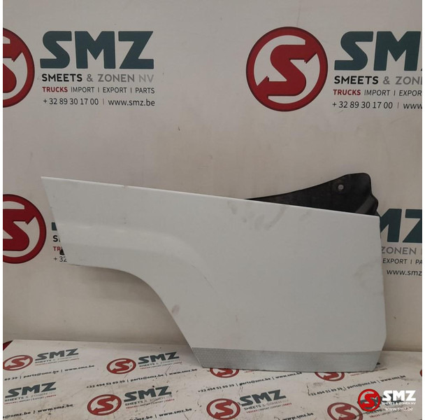 Renault Occ deurverlenging rechts Renault - Vrata i delovi za Kamion: slika 1 Renault Occ deurverlenging rechts Renault - Vrata i delovi za Kamion: slika 1