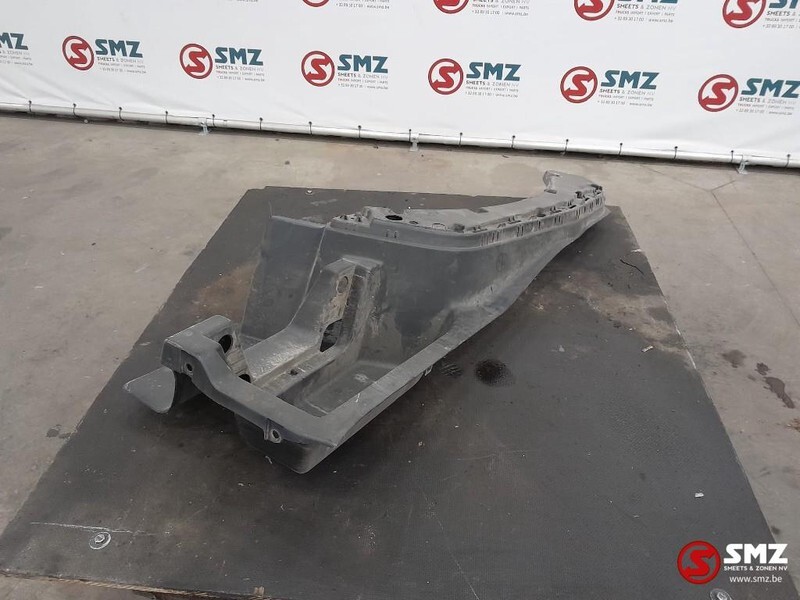 Renault Occ treeplankbehuizing rechts Renault T 82223396 - Vrata i delovi za Kamion: slika 5 Renault Occ treeplankbehuizing rechts Renault T 82223396 - Vrata i delovi za Kamion: slika 5