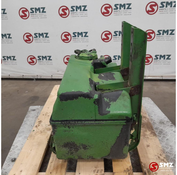 Scania Occ AdBluetank 75L + AdBlueniveausensor Scania - Sistem goriva za Kamion: slika 4 Scania Occ AdBluetank 75L + AdBlueniveausensor Scania - Sistem goriva za Kamion: slika 4