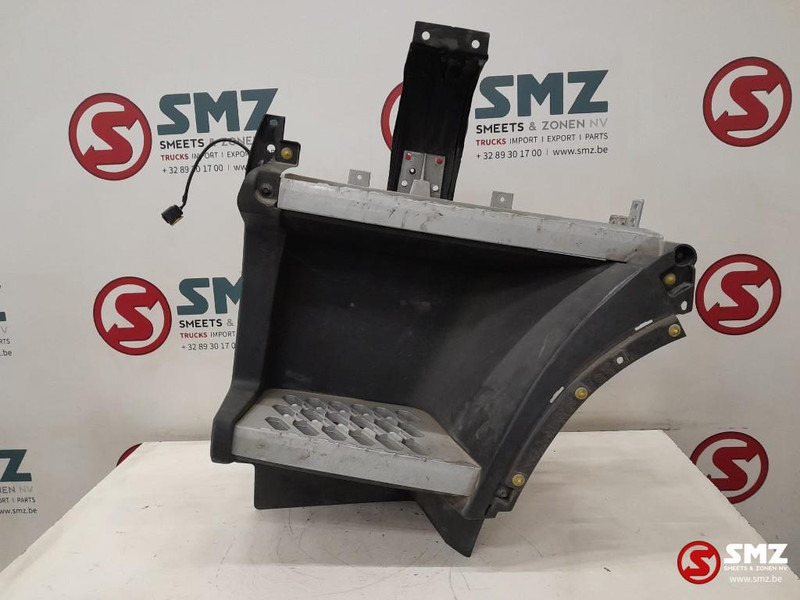 Volvo Occ opstapbak links Volvo - Kabina i enterijer za Kamion: slika 1 Volvo Occ opstapbak links Volvo - Kabina i enterijer za Kamion: slika 1