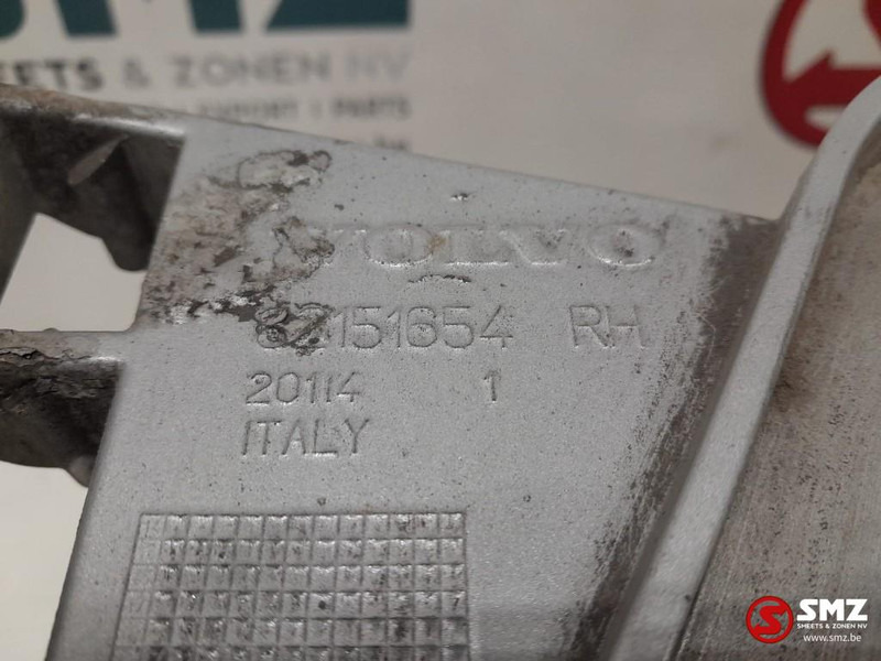 Volvo Occ opstapbak rechts Volvo - Kabina i enterijer za Kamion: slika 3 Volvo Occ opstapbak rechts Volvo - Kabina i enterijer za Kamion: slika 3