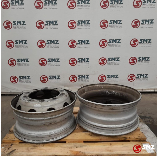 Volvo Occ set van 2 velgen 22.5x9.00 Volvo - Felna za Kamion: slika 1 Volvo Occ set van 2 velgen 22.5x9.00 Volvo - Felna za Kamion: slika 1