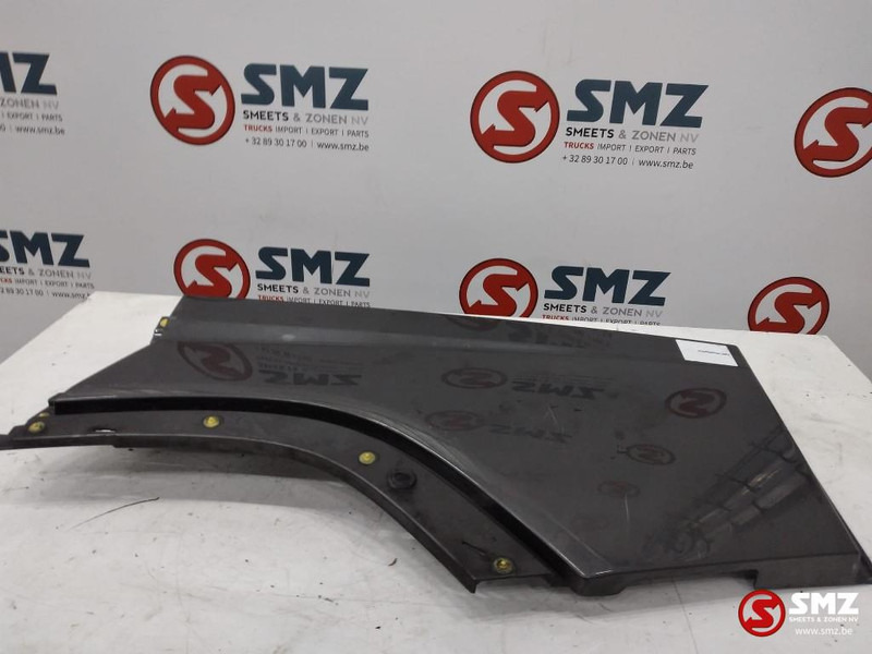 Volvo Occ spatbordverlenging links Volvo FH4 82166367 - Karoserija i eksterijer za Kamion: slika 1 Volvo Occ spatbordverlenging links Volvo FH4 82166367 - Karoserija i eksterijer za Kamion: slika 1