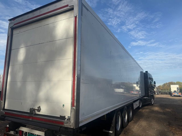 Krone Vector 1950 - Poluprikolica hladnjače: slika 3 Krone Vector 1950 - Poluprikolica hladnjače: slika 3