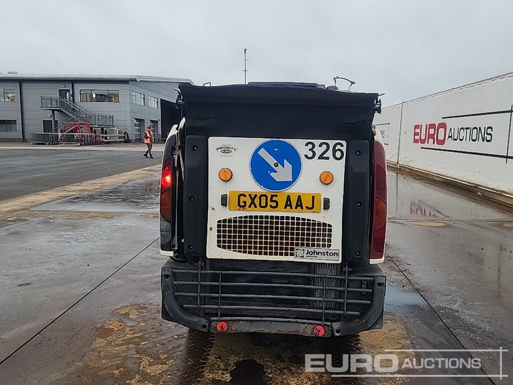 2005 Johnson 142A 101T - Autočistilica: slika 4 2005 Johnson 142A 101T - Autočistilica: slika 4