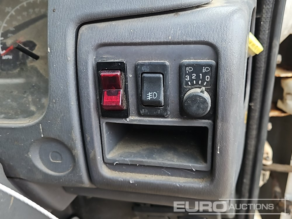 Vazdušna platforma montirana na kamion 2007 Nissan Cabstar 35.13: slika 50