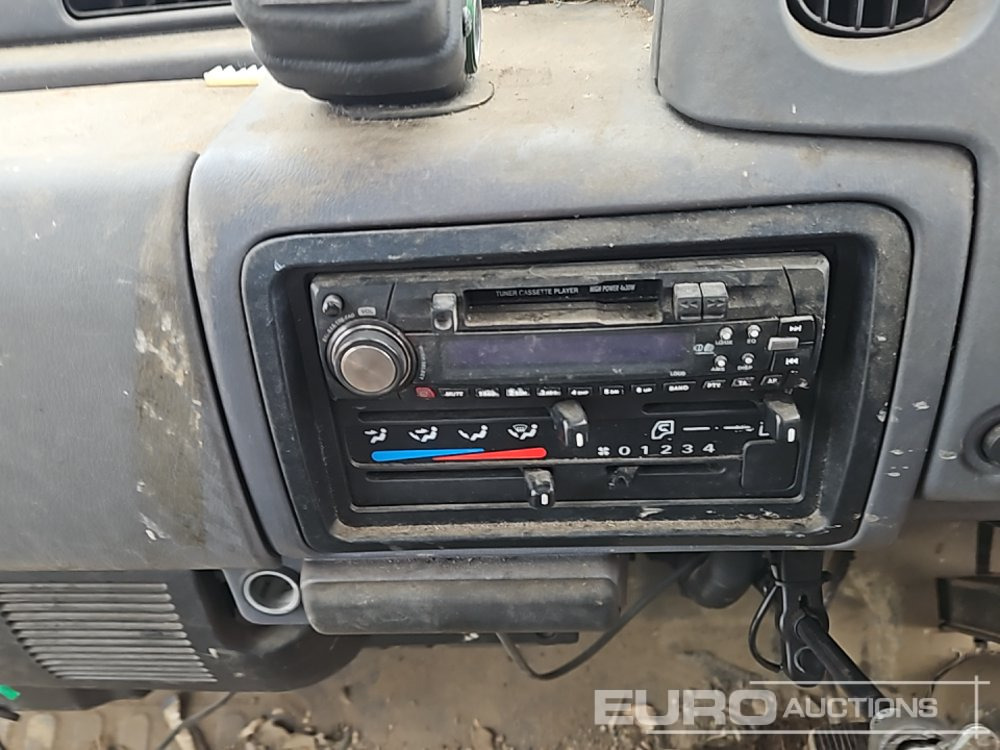 Vazdušna platforma montirana na kamion 2007 Nissan Cabstar 35.13: slika 47