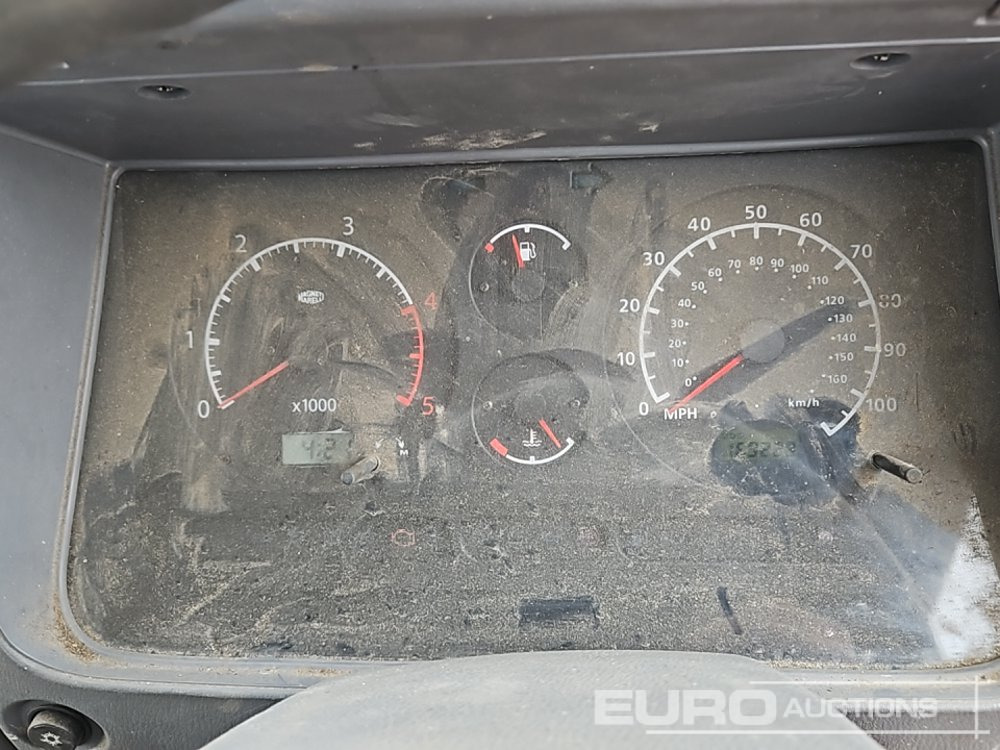 Vazdušna platforma montirana na kamion 2007 Nissan Cabstar 35.13: slika 49