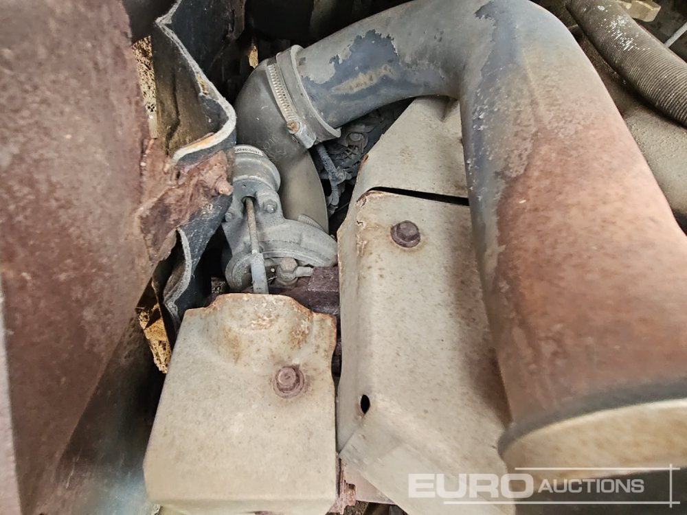 Vazdušna platforma montirana na kamion 2007 Nissan Cabstar 35.13: slika 41