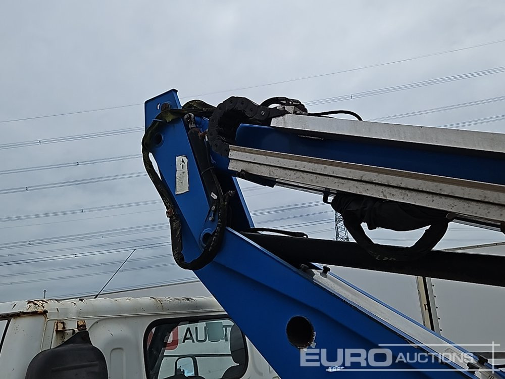 Vazdušna platforma montirana na kamion 2007 Nissan Cabstar 35.13: slika 22