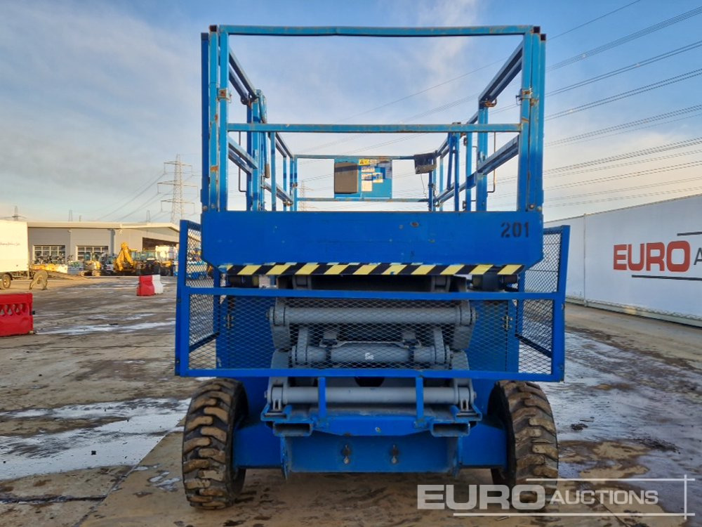 2010 Genie GS3384 - Vazdušna platforma: slika 4 2010 Genie GS3384 - Vazdušna platforma: slika 4