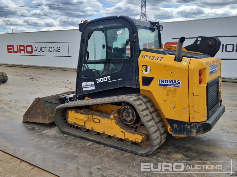 2010 JCB 300T - Mini utovarivač: slika 3 2010 JCB 300T - Mini utovarivač: slika 3