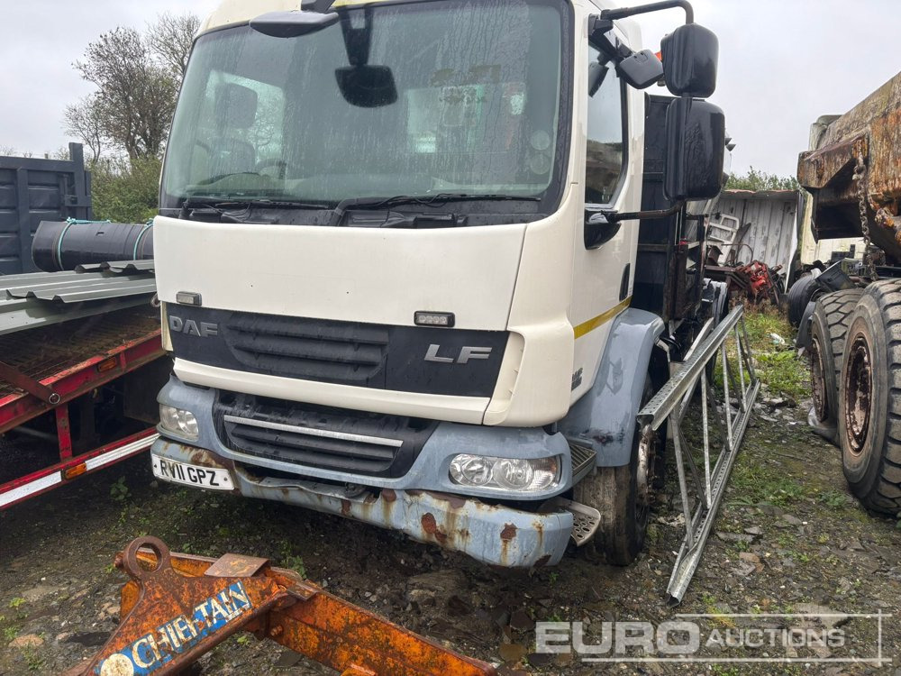 2011 DAF LF55-220 - Kamion sa tovarnim sandukom: slika 1 2011 DAF LF55-220 - Kamion sa tovarnim sandukom: slika 1