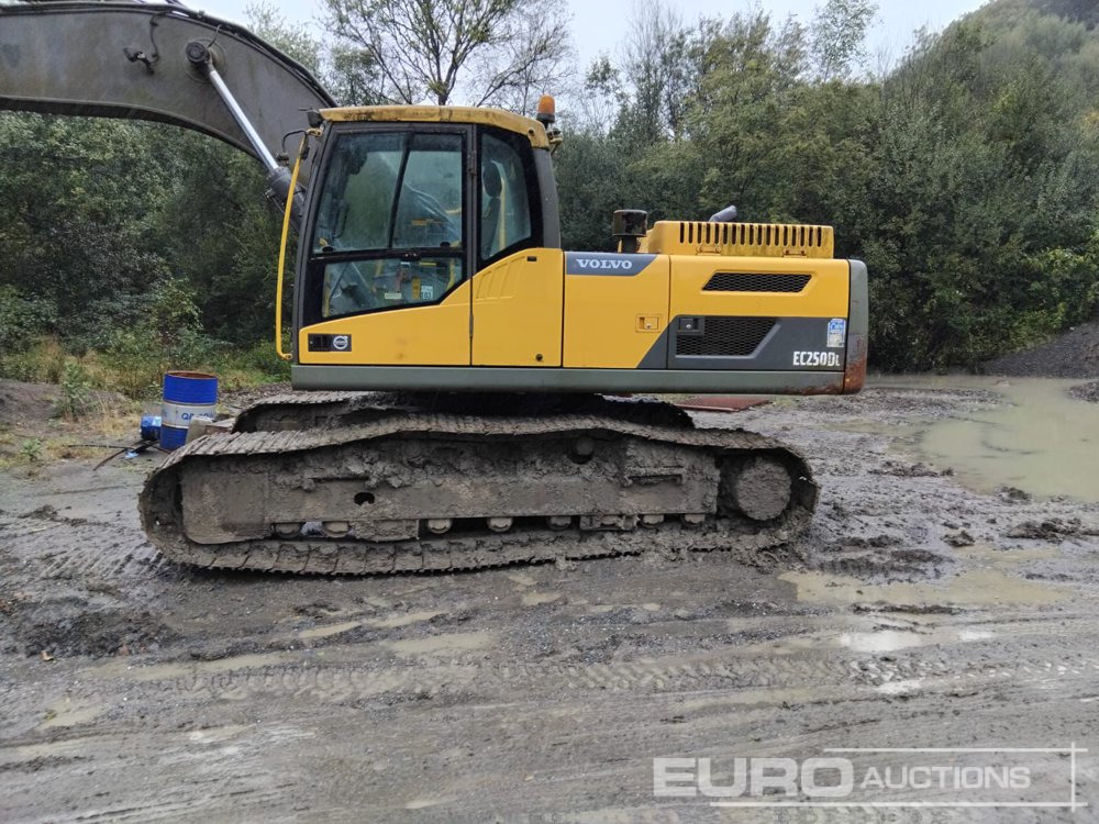 2011 Volvo EC250DL - Bager guseničar: slika 1 2011 Volvo EC250DL - Bager guseničar: slika 1
