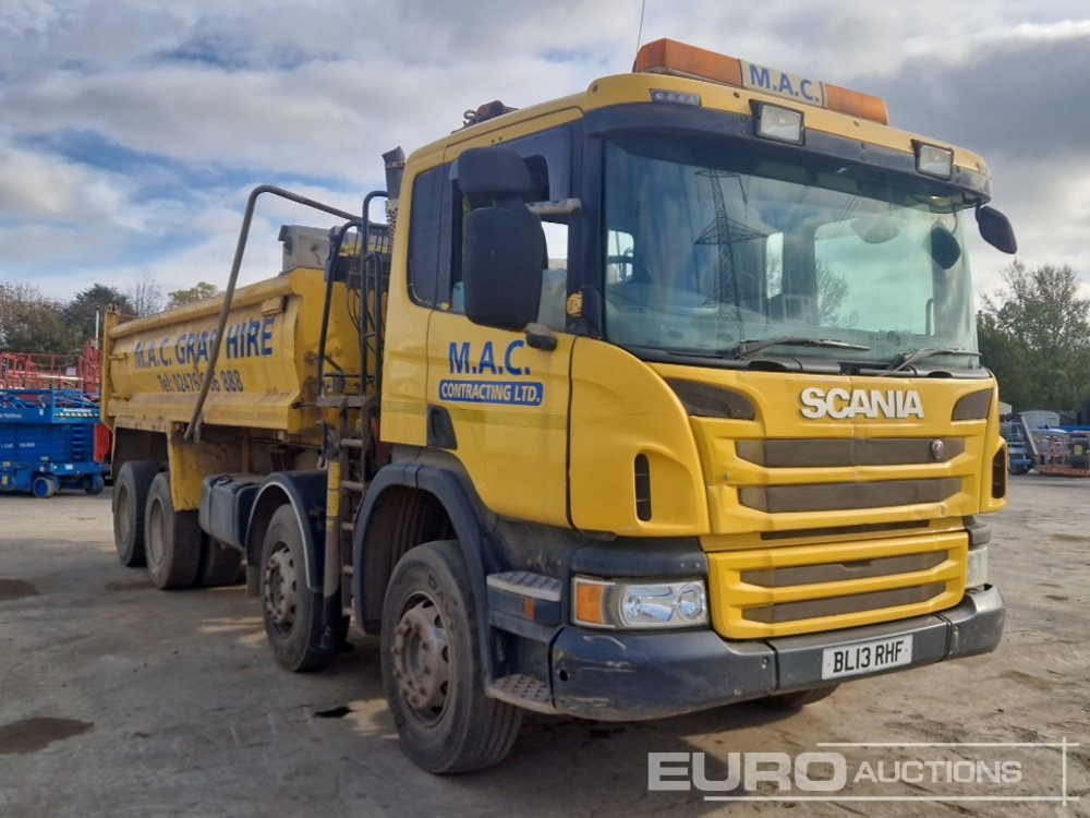 Istovarivač, Kamion sa dizalicom 2013 Scania P400: slika 7