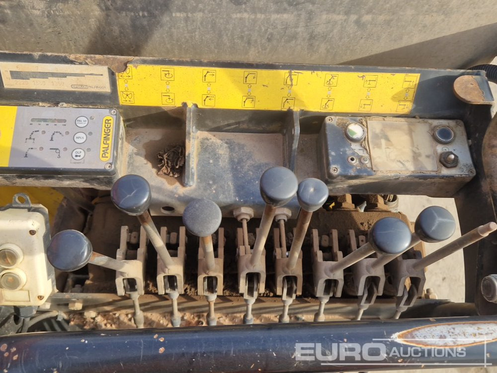 Istovarivač, Kamion sa dizalicom 2013 Scania P400: slika 24