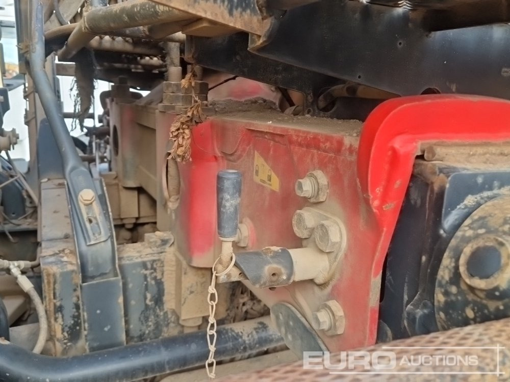 Istovarivač, Kamion sa dizalicom 2013 Scania P400: slika 26