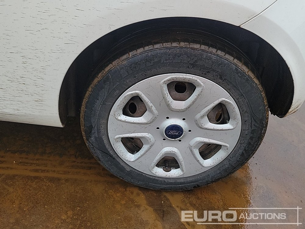 Automobil 2014 Ford Ka: slika 10 Automobil 2014 Ford Ka: slika 10