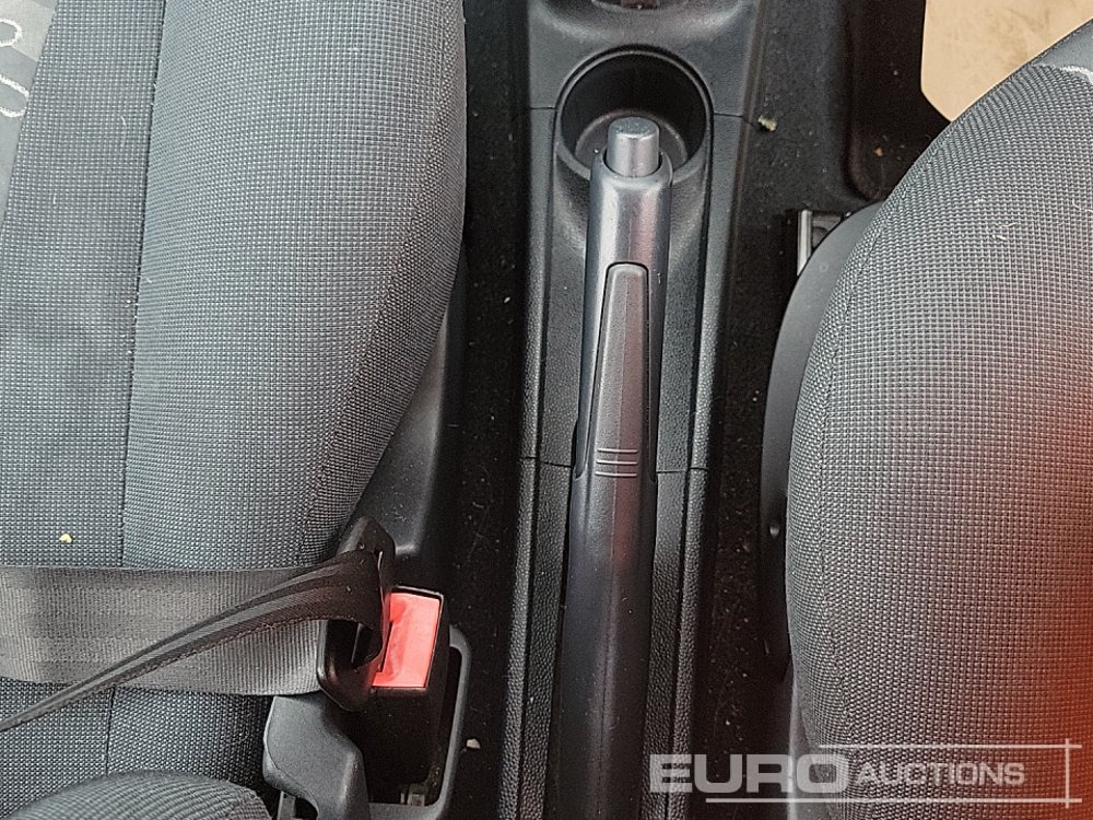 Automobil 2014 Ford Ka: slika 25 Automobil 2014 Ford Ka: slika 25