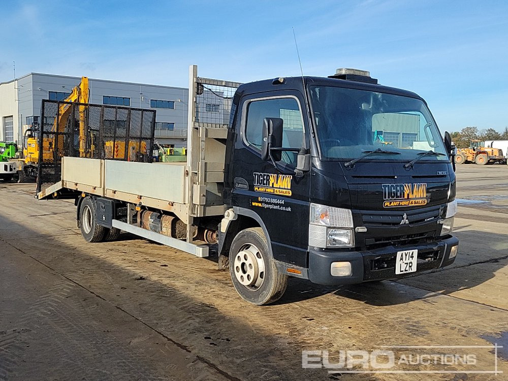 Kamion sa tovarnim sandukom za prevoz teških mašina 2014 Mitsubishi Canter 7C15: slika 7