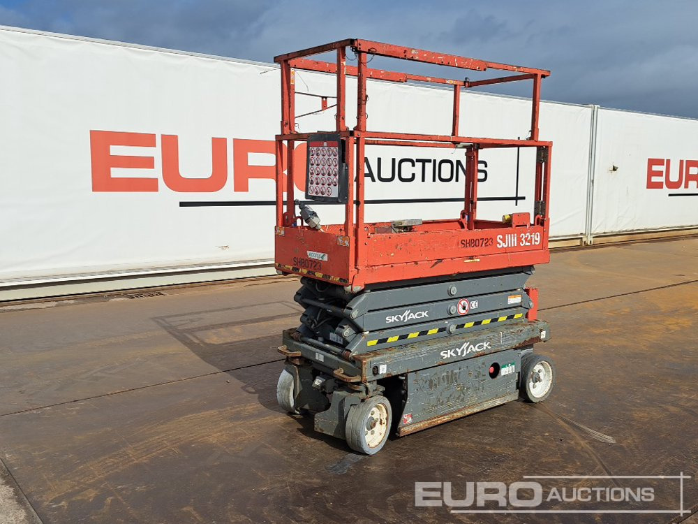 2014 SkyJack SJ111-3219 - Vazdušna platforma: slika 1 2014 SkyJack SJ111-3219 - Vazdušna platforma: slika 1