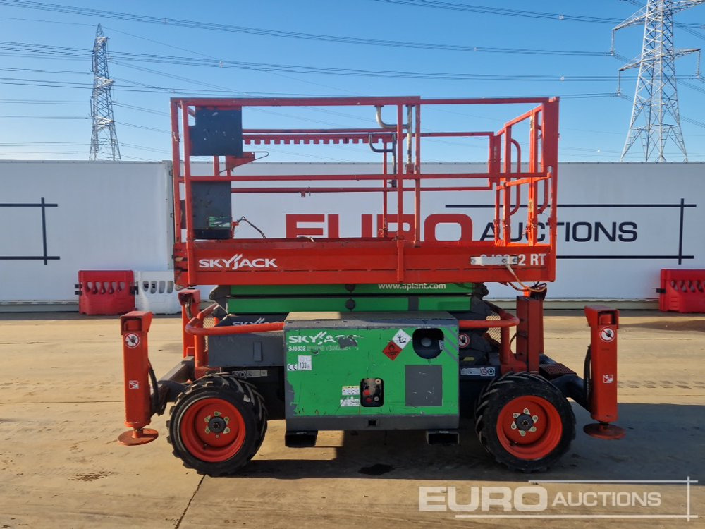 2014 SkyJack SJ6832RT - Vazdušna platforma: slika 2 2014 SkyJack SJ6832RT - Vazdušna platforma: slika 2