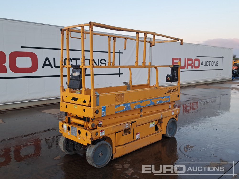 2015 Haulotte Compact 8 - Vazdušna platforma: slika 1 2015 Haulotte Compact 8 - Vazdušna platforma: slika 1