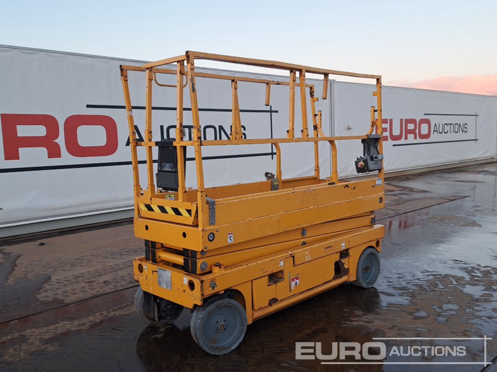 2015 Haulotte Compact 8 - Vazdušna platforma: slika 1 2015 Haulotte Compact 8 - Vazdušna platforma: slika 1