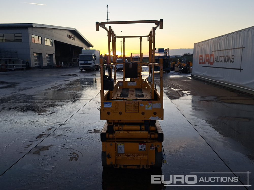 2015 Haulotte Compact 8 - Vazdušna platforma: slika 4 2015 Haulotte Compact 8 - Vazdušna platforma: slika 4