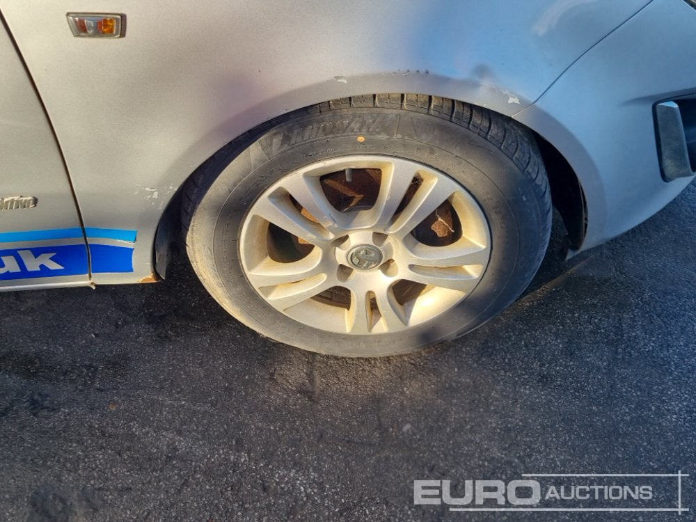 Automobil 2015 Vauxhall Corsa Sportive: slika 12 Automobil 2015 Vauxhall Corsa Sportive: slika 12