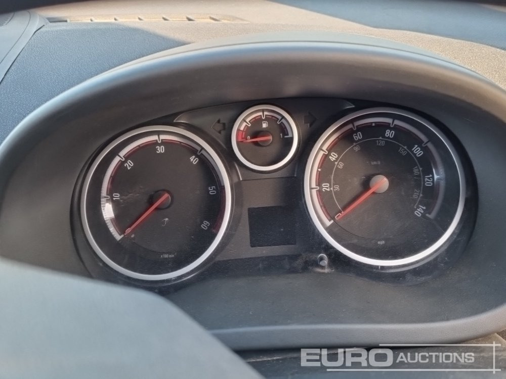 Automobil 2015 Vauxhall Corsa Sportive: slika 25 Automobil 2015 Vauxhall Corsa Sportive: slika 25