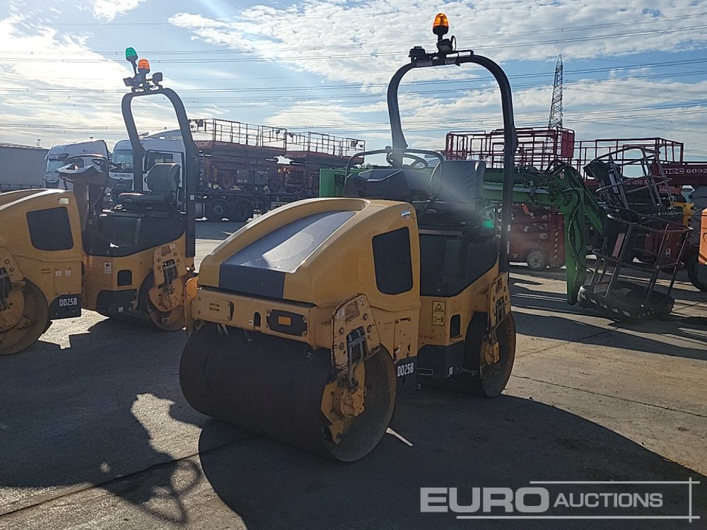 2015 Volvo DD25B - Valjak za puteve: slika 1 2015 Volvo DD25B - Valjak za puteve: slika 1