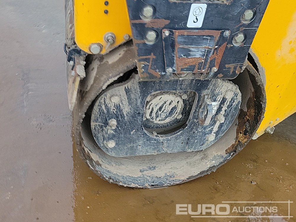 Valjak 2016 JCB VMT380: slika 9