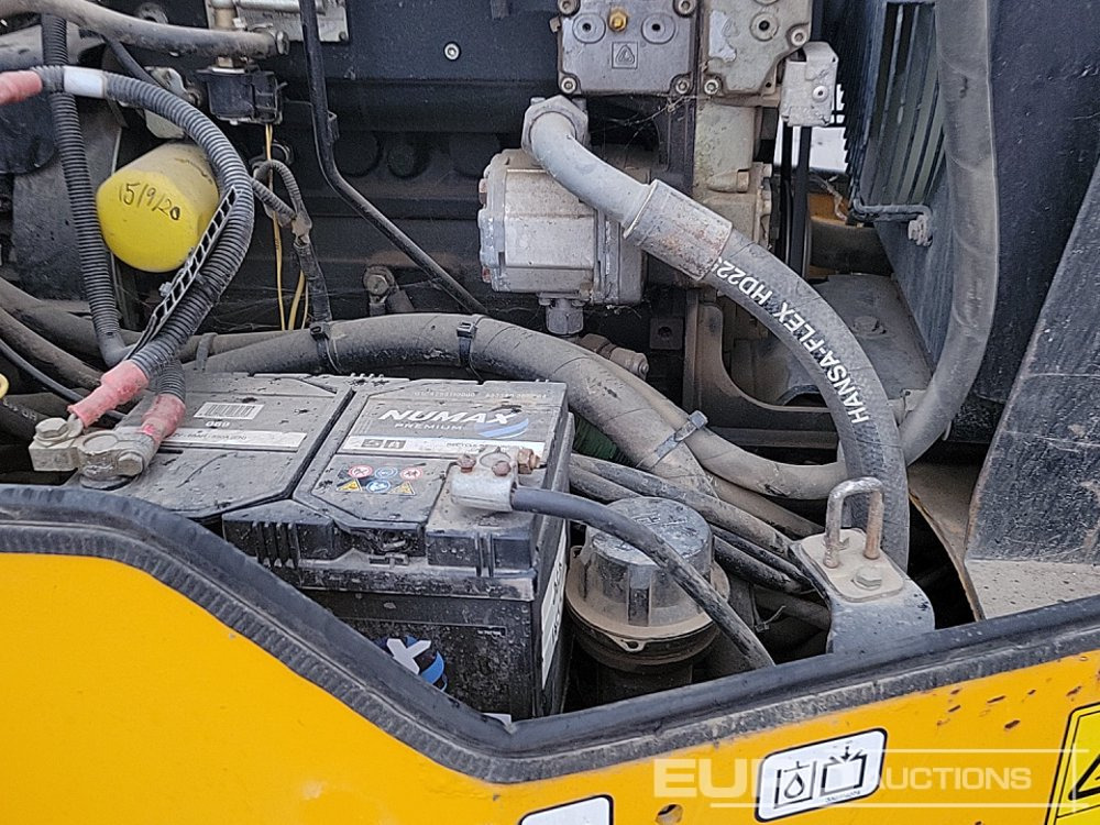 Valjak 2016 JCB VMT380: slika 17