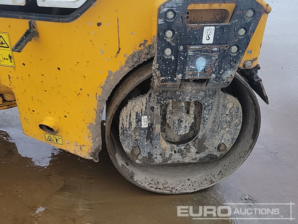 Valjak 2016 JCB VMT380: slika 12