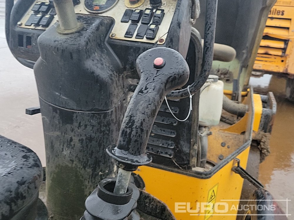 Valjak 2016 JCB VMT380: slika 28