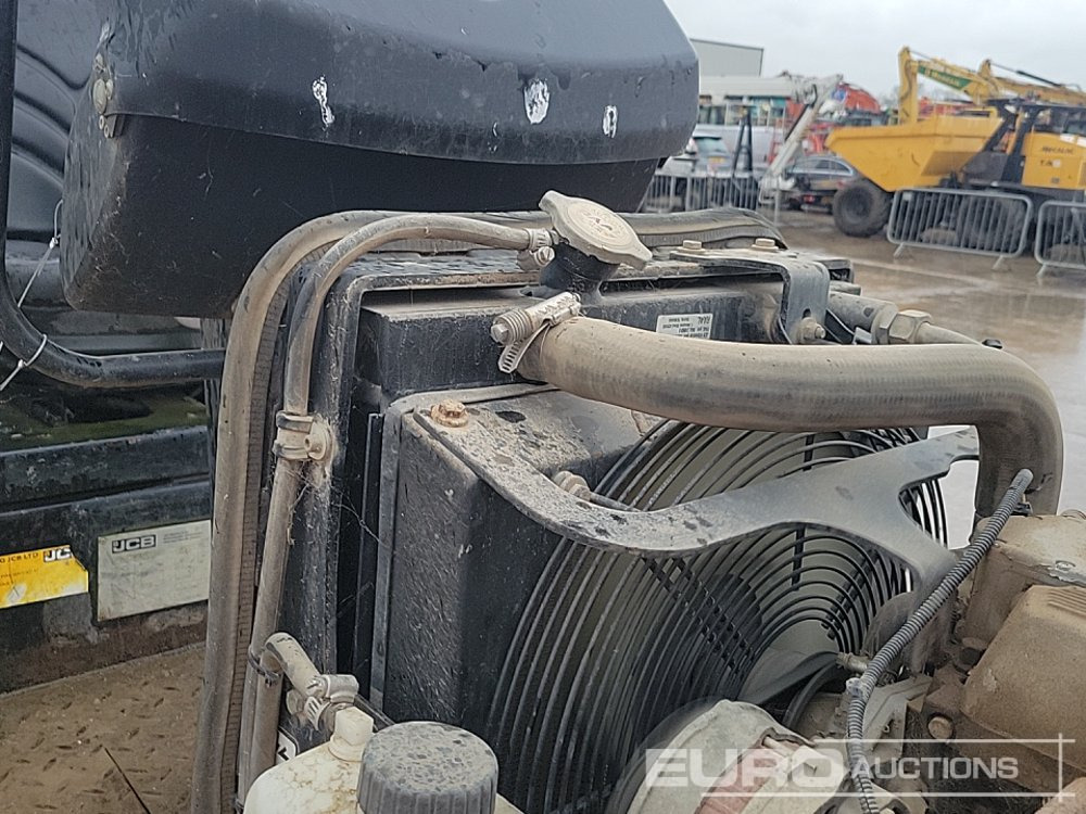 Valjak 2016 JCB VMT380: slika 25