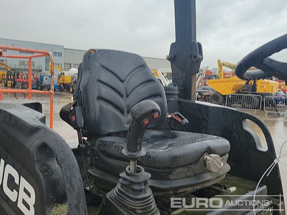 Valjak 2016 JCB VMT380: slika 26