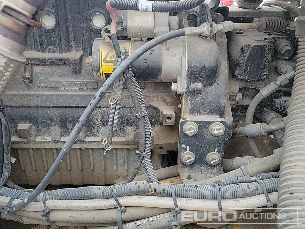 Valjak 2016 JCB VMT380: slika 23