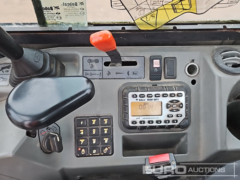 Mini bager 2017 Bobcat E26: slika 38