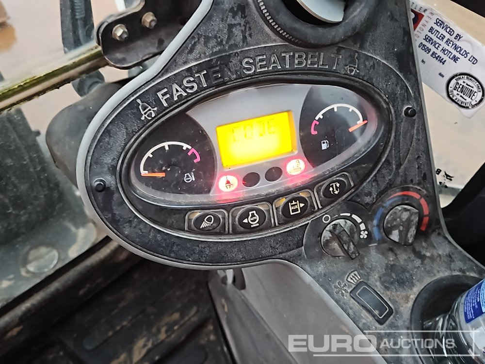 Mini bager 2017 Bobcat E26: slika 39