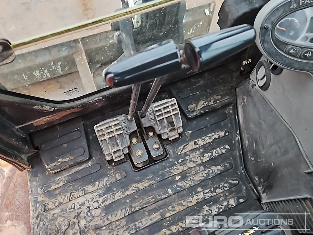 Mini bager 2017 Bobcat E26: slika 35